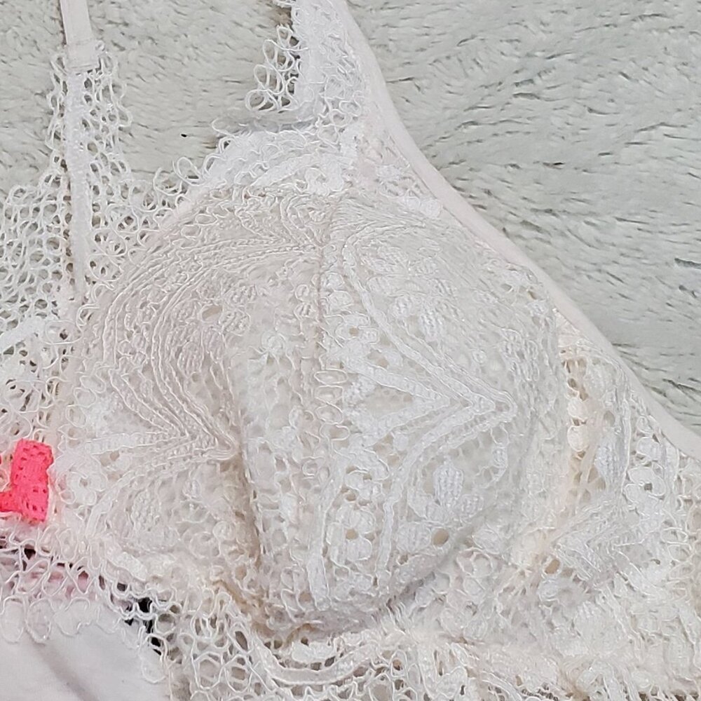 NWT Victoria's Secret Ivory Lace Babydoll Slip Lingerie Large Sexy Vixen Classic - Picture 3 of 7